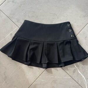 Forever 21 Pinstripe Pleated Miniskirt